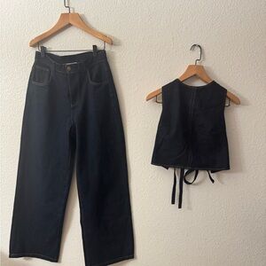 Women's Black Ankle Jeans